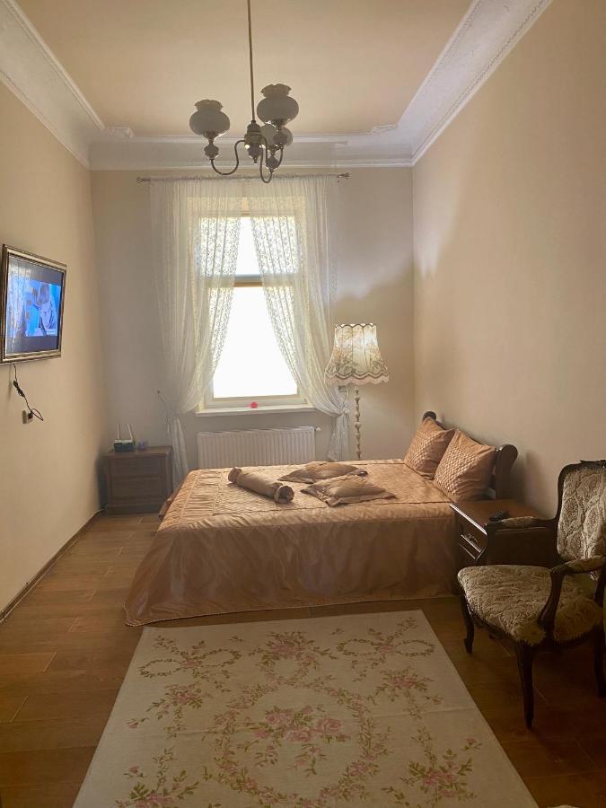 Cozy Apartment Lviv Exterior photo